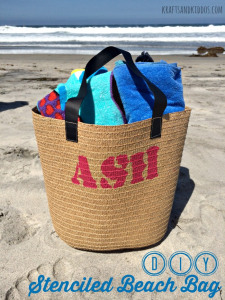 How to stencil a beach bag