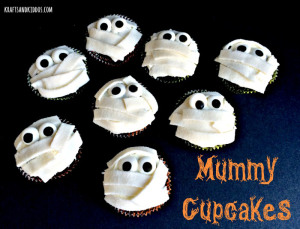 Mummy Cupcakes by Krafts and Kiddos